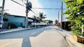 Bán Lô Đất Gần 1000m2 - Đông Thạnh - Hẻm Xe Tải - 12tỷ- Có Thổ Cư