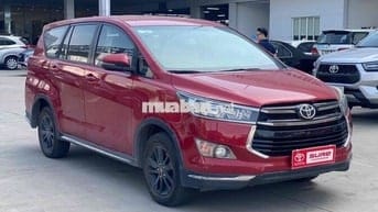 Toyota Innova 2017 2.0 Venturer - 88000 km