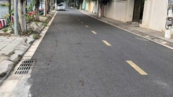 Bán nhà mặt phố Vũ Trọng Phụng, Nam Định, diện tích 105m2, MT 5,3m