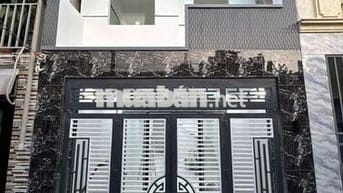 Bán nhà trung tâm Phường Dĩ An hẻm xe hơi tiện ích xung quanh