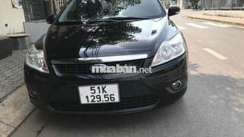 Ford Focus 2010 tự động