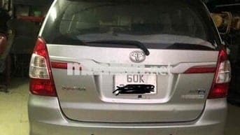 Toyota Innova Bạc 7 chỗ