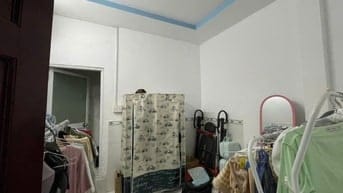 Cho thuê nhà nguyên căn hẻm xe hơi, 3 PN, 2 WC Hương Lộ 2