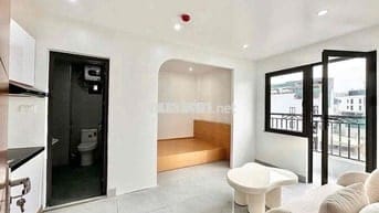 CHO THUÊ CĂN HỘ BAN CÔNG MỚI 100% NGAY CHỢ TÂN ĐỊNH CAO CẤP GIÁ RẺ T12