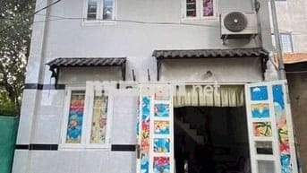 Bán nhà sổ chung diện tích 25m2 gần chợ dĩ an