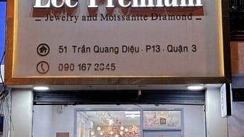 Nhà mặt tiền Trần Quang Diệu cho thuê nguyên căn