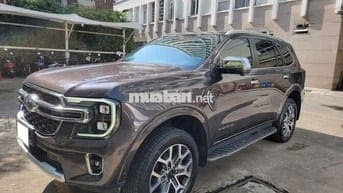 Ford Everest 2023 Titanium Plus 2.0L 4x4 AT