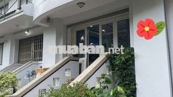 căn hộ chung cư cao cấp TRỆT MẶT TIỀN,
CMT8 3
SHR 152m2
5 X3Om 2 tầng