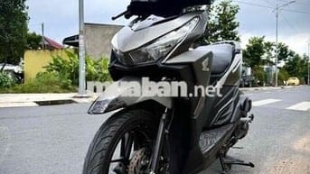 Honda Vario 2018 màu Vàng cát