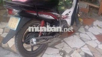 Yamaha Sirius RC Trắng đen