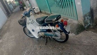 Cần bán chiếc cúp 81 có giấy thành phố