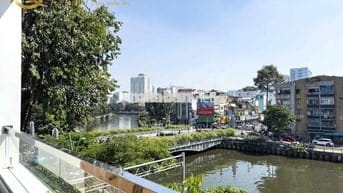 Hệ Thống Căn Hộ Mới 100% Cửa Sổ Trời View Bờ Kè, Full Nội Thất