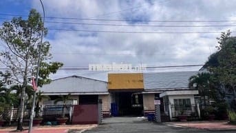 Cho thuê kho 1840m2, có PCCC, kho lạnh, tủ đông, đá gel giữ lạnh, kệ