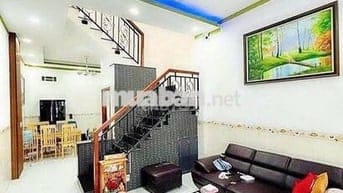 chủ cần bán nhà hoàn công đường thông buôn bán