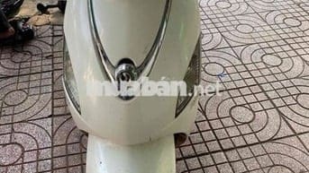 SYM Attila màu Trắng