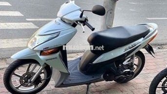 Honda Click Trắng Tự động Đã qua sử dụng