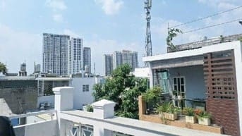 Nhà Giá Rẻ Quận 9-2 Mặt Tiền-Khu Buôn Bán Sầm Uất-105M2-Hoàn Công Đủ-