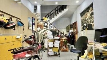 CHỈ 1 căn DUY NHẤT tại Q10, HXH, với 4TỶ590 dọn vào ở ngay, LH ngay