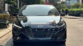 Hyundai Elantra 1.6 đặc biệt 2024
