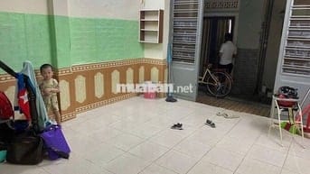 Cho thuê nhà 2 tầng Hoàng Diệu, DTSD 64M2