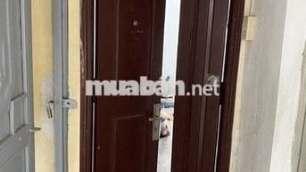 Cho thuê căn hộ tập thể 48A Tăng Bạt Hổ