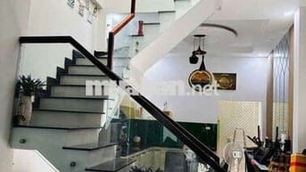 NHÀ 1TRỆT 2LẦU 4X20M 3PN 4WC SÂN OTO ĐƯỜNG 38 GẦN CHỢ HIỆP BÌNH