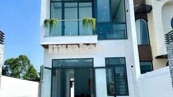 Nhà Tân An Vừa xây Xong 1 trệt 1 Lầu gần Nguyễn Chí Thanh lh Việt