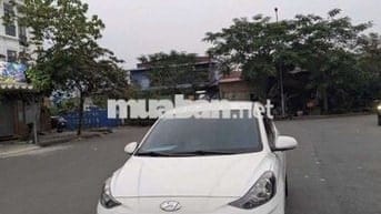 Hyundai Grand i10 2022 AT Trắng