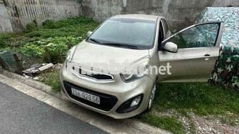 Kia Picanto Số tự động Vàng cát