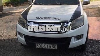 Isuzu D-Max Trắng Số sàn 5 chỗ