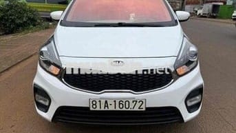 Kia Rondo 2018 Số sàn màu Trắng