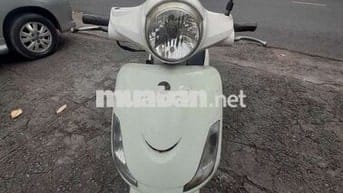 Xe máy màu Trắng