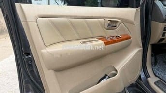 Toyota Fortuner 2010 2.7V - 150000 km