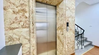 Cho thuê nhà Phúc Đam gần UBND Quận Bắc Từ Liêm 60m2, 6 tầng có TM