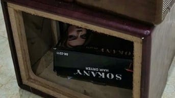 Bán 2 box Marshall Worbun 3 2 màu đỏ đô, đỏ nâu