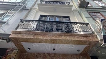 Bán nhà 7 tầng 43m2 thang máy , mới , mặt ngõ KD ô tô tránh