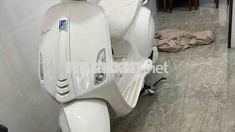 Piaggio Vespa Justin Bieber 125cc Trắng