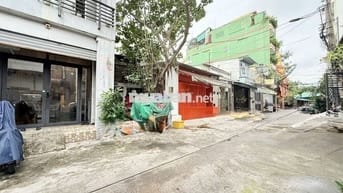 Bán nhà hẻm 8m đường Bùi Thế Mỹ, P10, Quận Tân Bình nhỉnh 4 tỷ