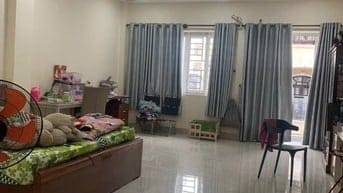 Gần MT Âu Cơ - 95m2 2 Tầng 2 Xe Tải Thông - Cực Gấp 