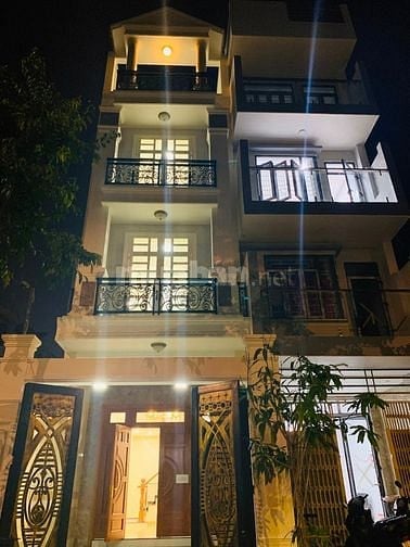 Chính Chủ Bán Nhà 1 Trệt 3 Lầu,SHR, MT 10m, D9S10 ,Hiệp Bình Chánh, TĐ
