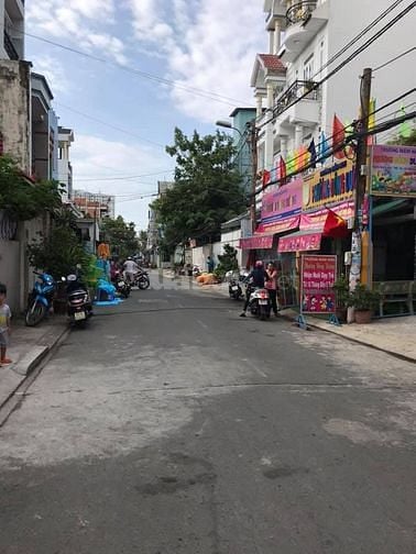 Bán nhà 4x18m. 3 lầu. Hẻm 8m Thoại Ngọc Hầu. P.Phú Thạnh. Tân Phú.