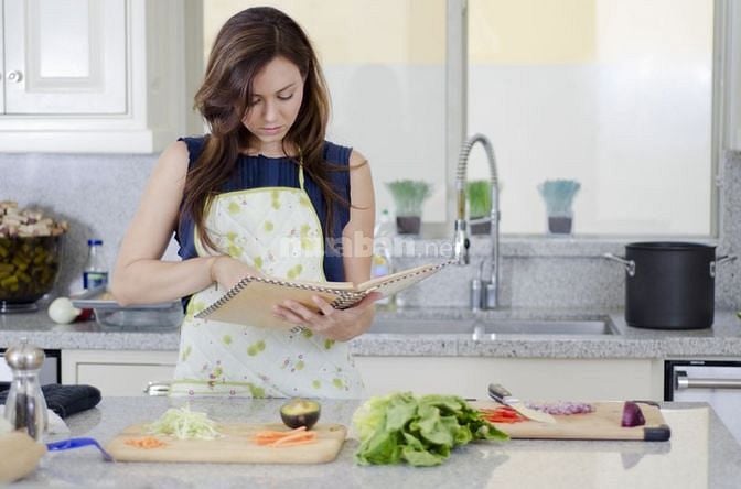 Tuyển 1 giúp việc, 2 người chăm ông bà, 1 chăm bé ưu tiên làm lâu dài