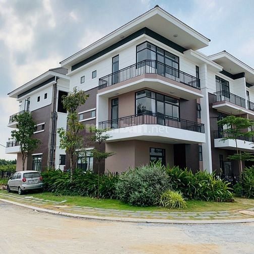 Biệt thự mini view sông, 270m2, 2 lầu , sổ hồng riêng