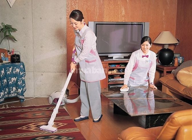 Mình đi làm cả ngày nên đang cần tuyển gấp người là việc nhà