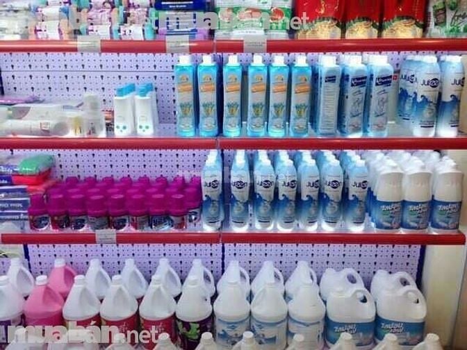Siêu thị mini cần tuyển gấp 5 nhân viên bán hàng
