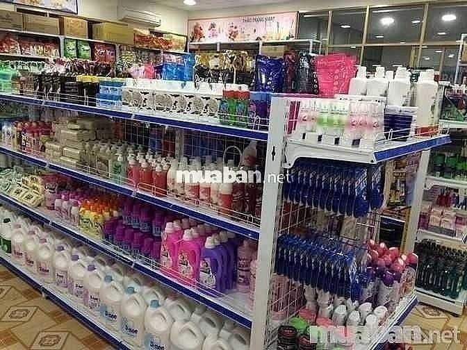 Siêu thị tiện lợi cần tuyển thêm nhân viên tư vấn.