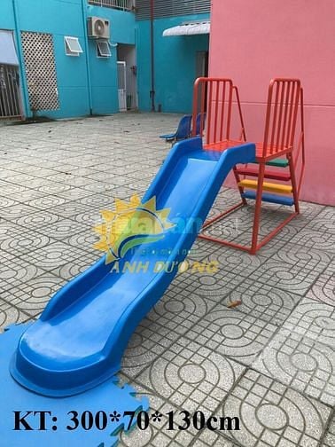 Cầu trượt đơn máng nhựa Composite