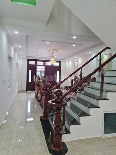 Bán nhà mặt tiền kinh doanh TP thủ dầu một Bình Dương