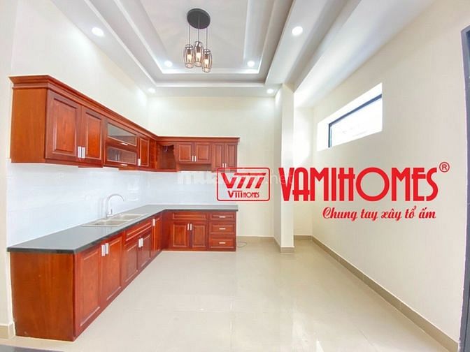 Cần vốn làm ặn. Vợ chồng tôi cần bán căn nhà mới xây sổ hồng riêng