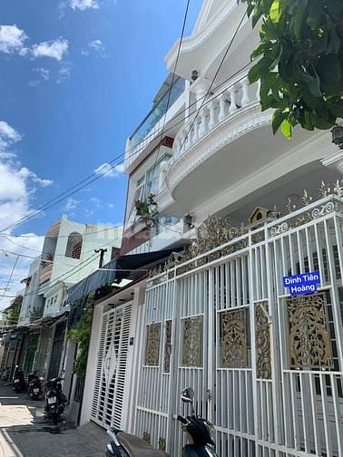 Nhà 2 tầng kiệt 4m Đinh Tiên Hoàng, Thanh Khê. ra biển chỉ 50m